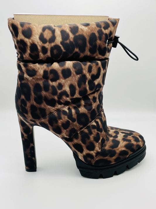 Guess Gwjara Leopard-Print Quilted Booties