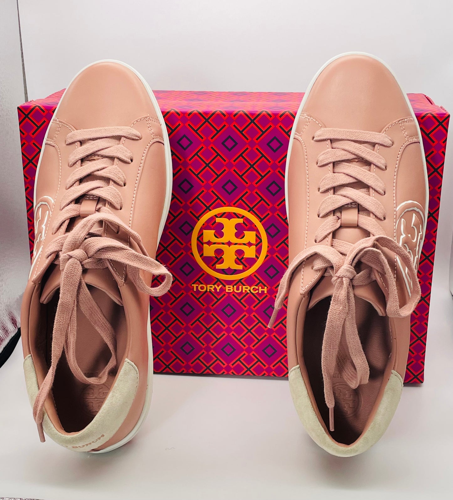 NWT Tory Burch T-Logo Pink Moon Leather Suede Sneaker