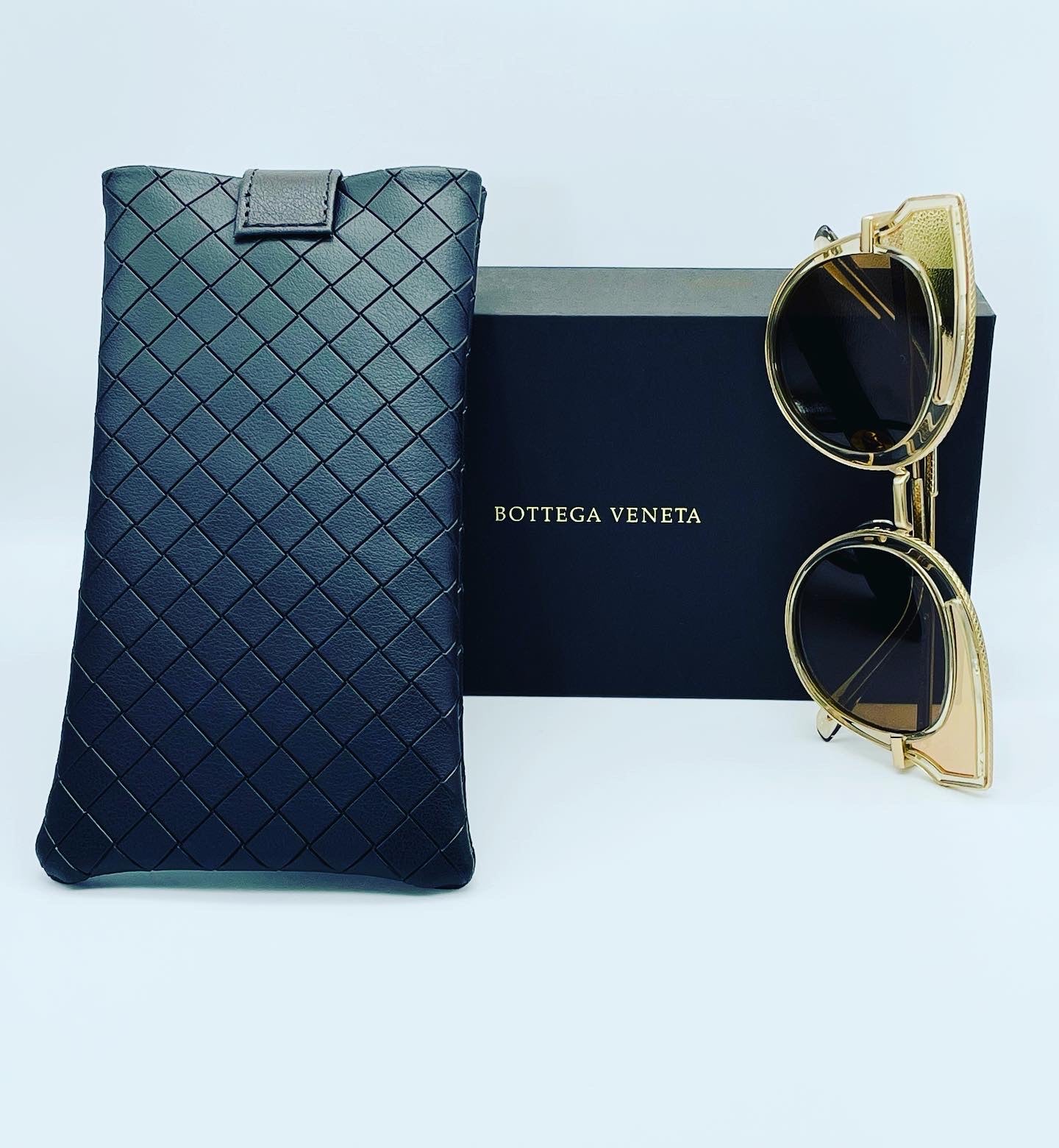 Bottega Veneta 4mm Cat Eye Sunglasses