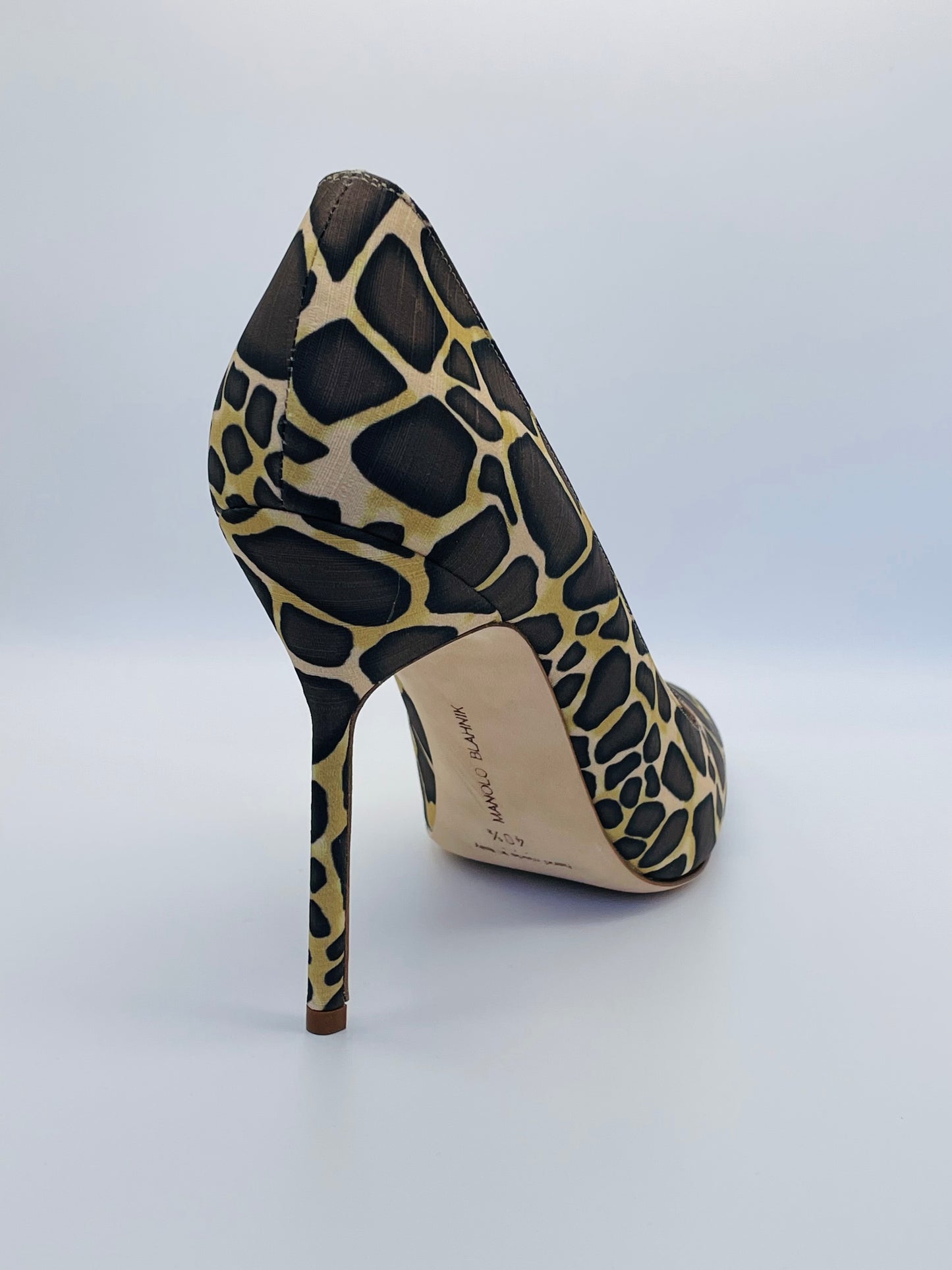 MANOLO BLAHNIK BB 105mm Giraffe-Print Stiletto Pumps