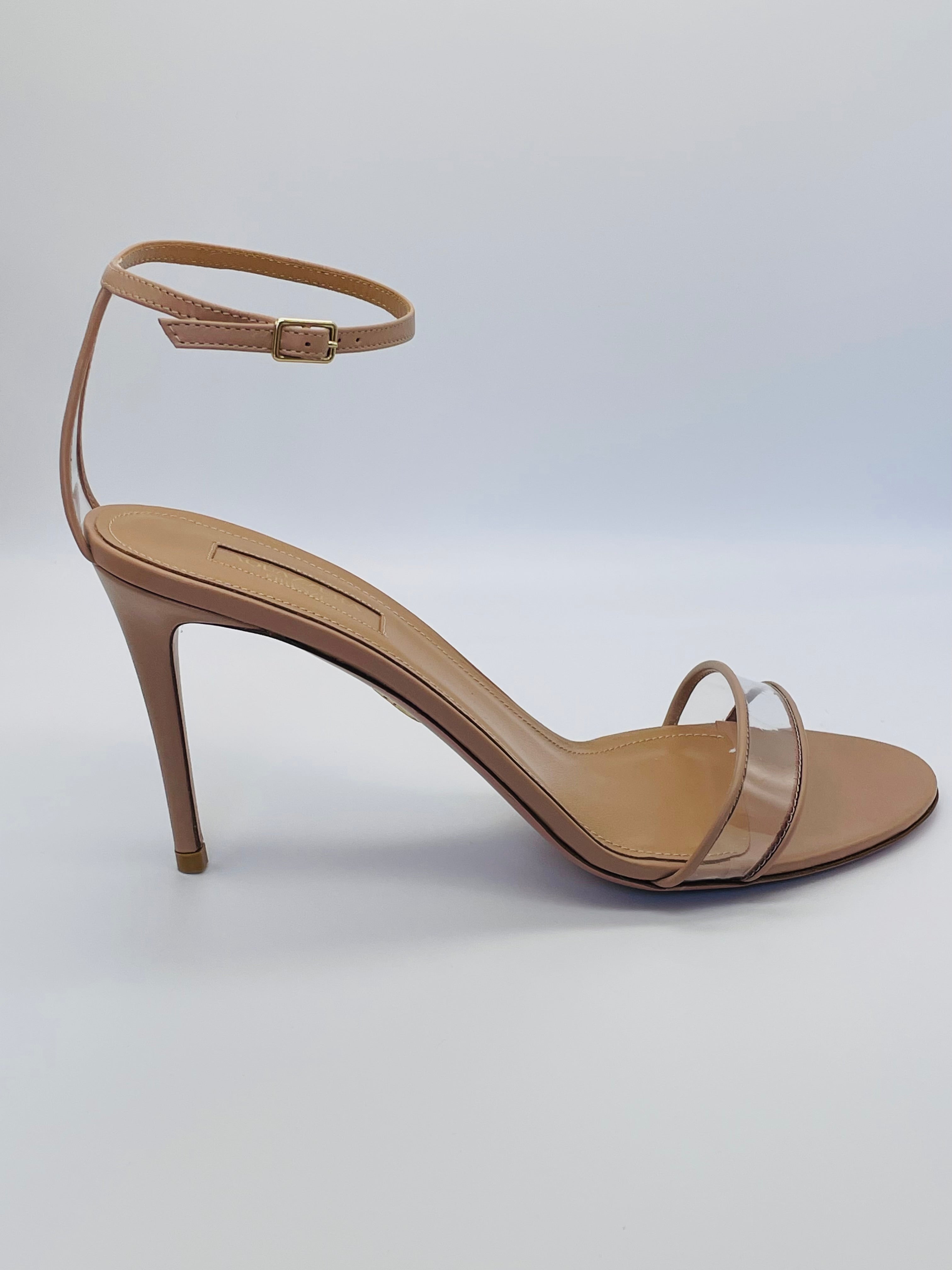 Aquazzura minimalist store