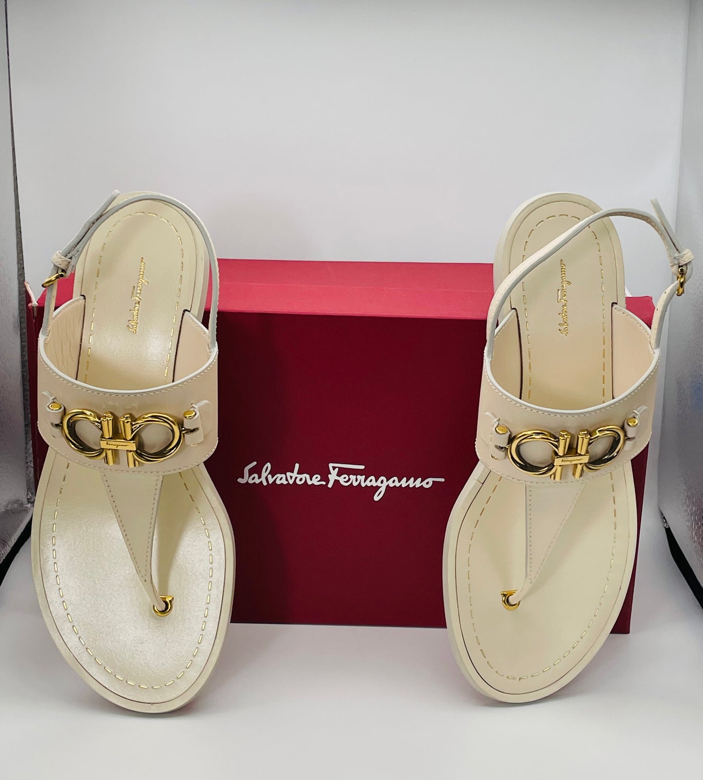 New SALVATORE FERRAGAMO Roche leather slingback sandals